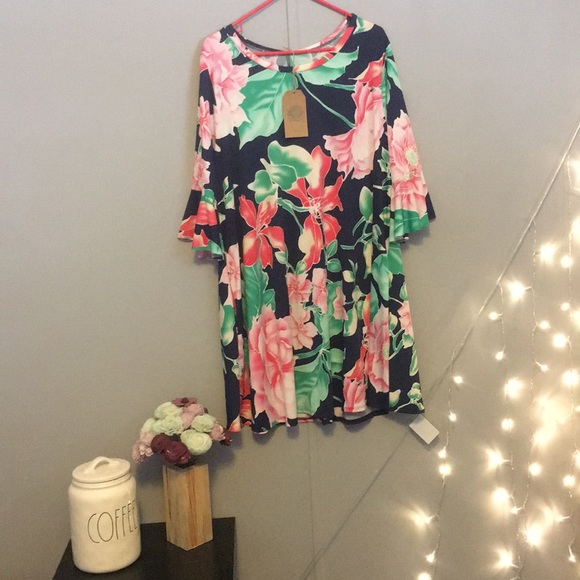 Collective Rack Dresses & Skirts - 🌸Floral beauty Dress🌸